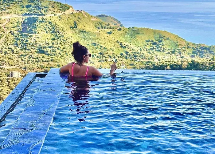 民宿 Elezi Piqeras *