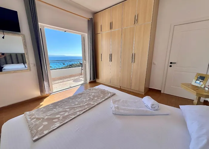 民宿 Elezi Piqeras 博尔什