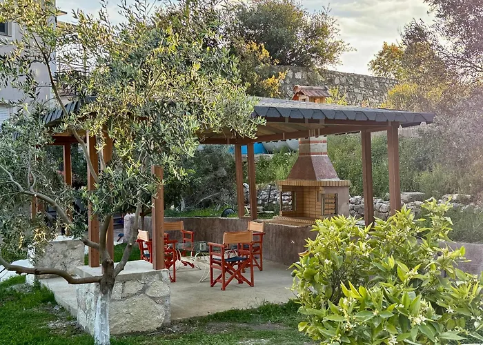 民宿 Elezi Piqeras