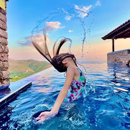 Homestay Elezi Piqeras Borsh