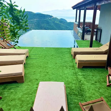 Elezi Piqeras Ubytování v soukromí Borsh