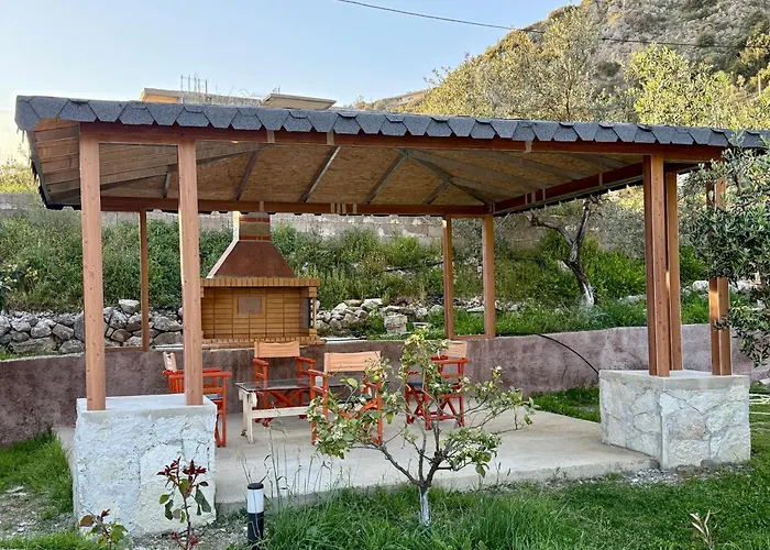 Séjour chez l'habitant Elezi Piqeras